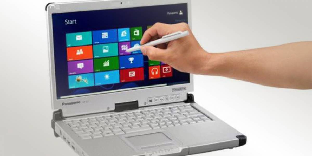 Panasonic presenta su híbrido con Windows 8 a prueba de todo