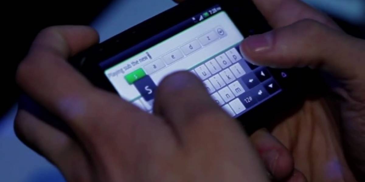 Video: RIM muestra su nuevo Torch pero... ¿con interfaz de Android?