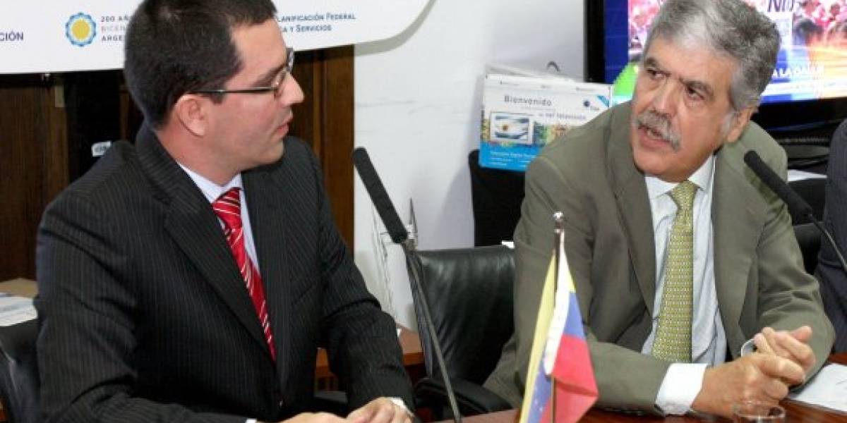 Argentina venderá 13 estaciones digitales terrestres y 300 mil decodificadores a Venezuela