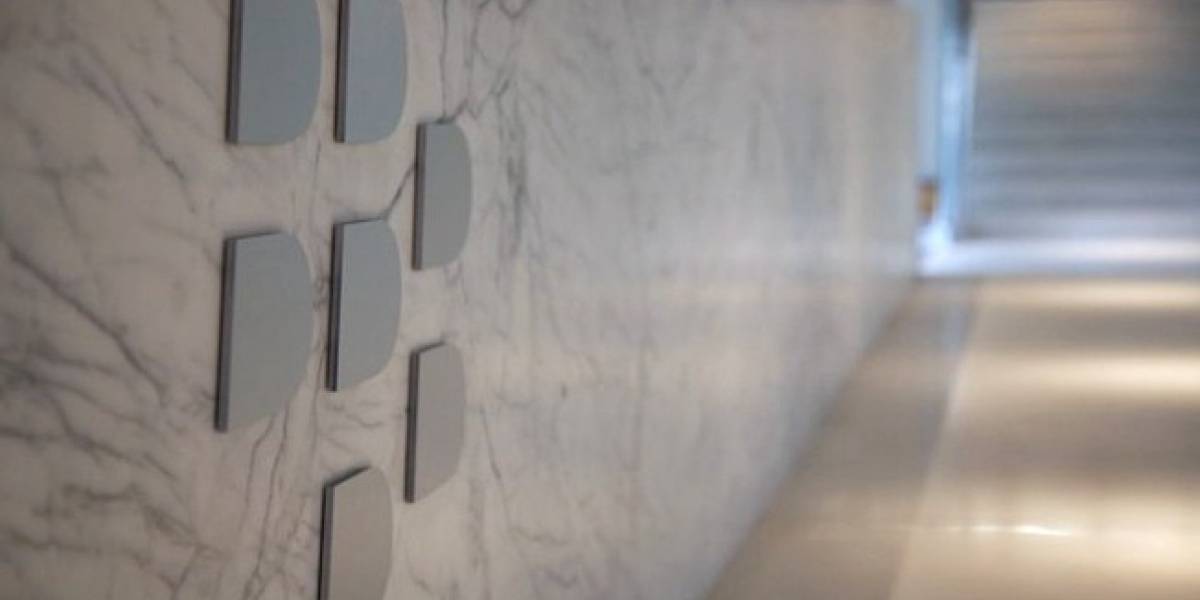 RIM contrata a JP Morgan y RBC para evaluar su futuro y definir estrategia