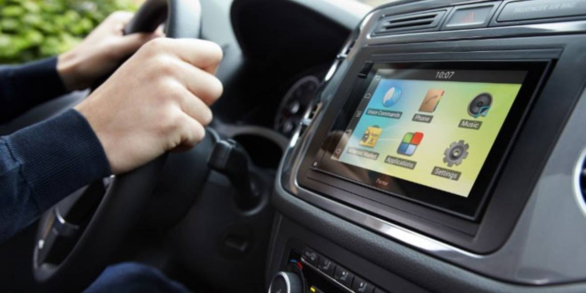 Android sube al coche: Parrot nos presentó a los nuevos integrantes de su gama ASTEROID