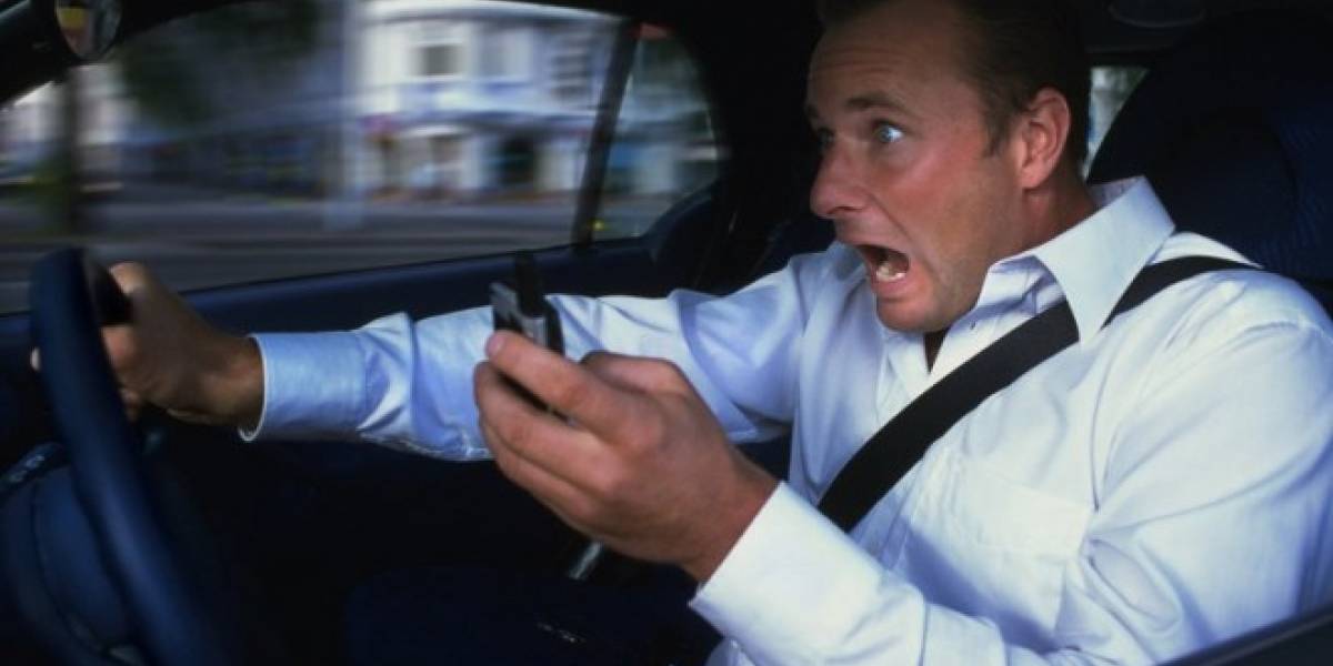 En el futuro, tu auto podría bloquear tu celular mientras manejas
