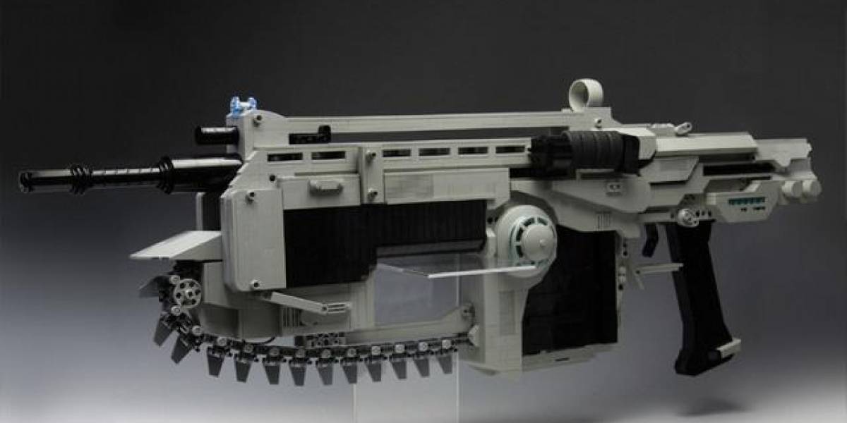 Esta Lancer de Gears of War hecha de Lego se ve impresionante