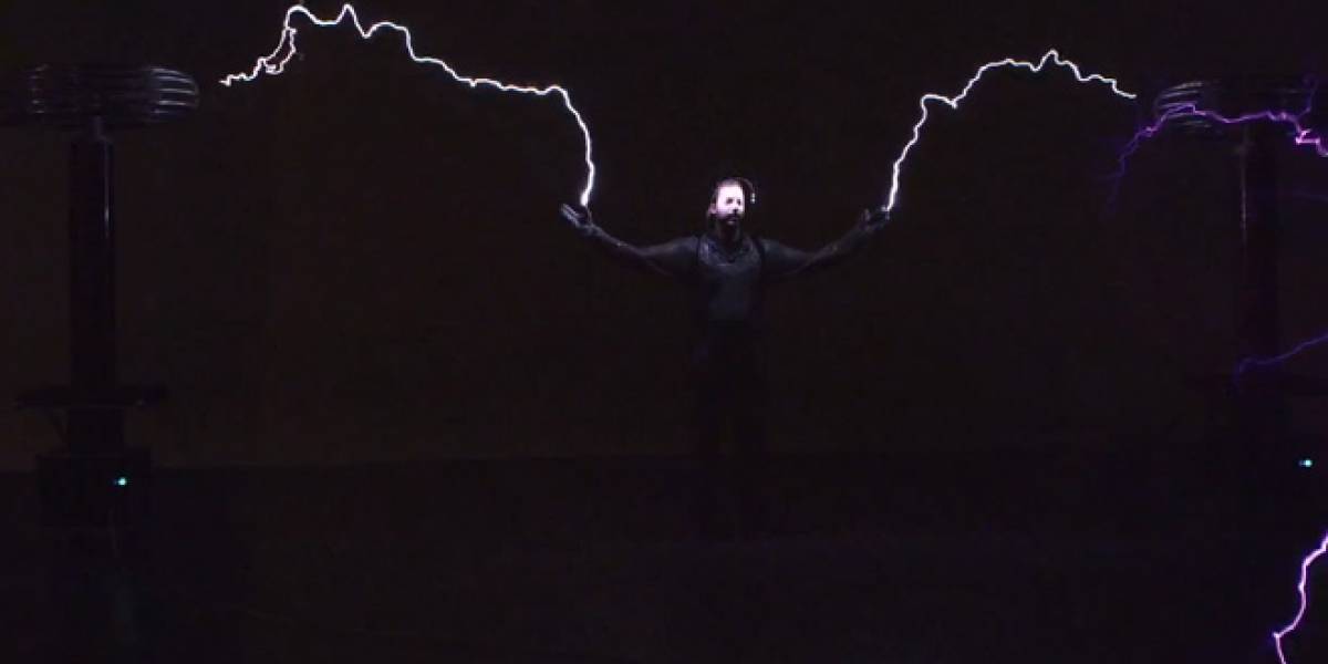 El mago David Blaine soportará millones de volts por 72 horas entre bobinas de Tesla