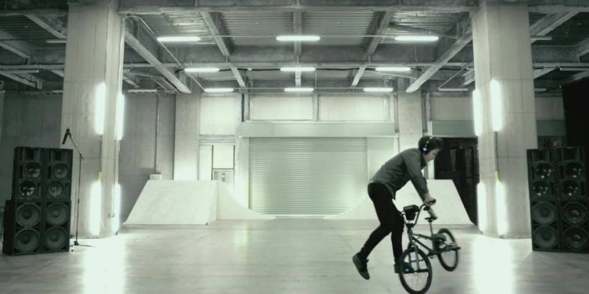 Turntable Rider: la bicicleta japonesa que se transforma en bandeja de Deejay