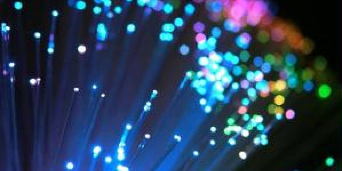 Nuevos métodos de transmisión de datos por fibra óptica superan los 100 Tbit/s