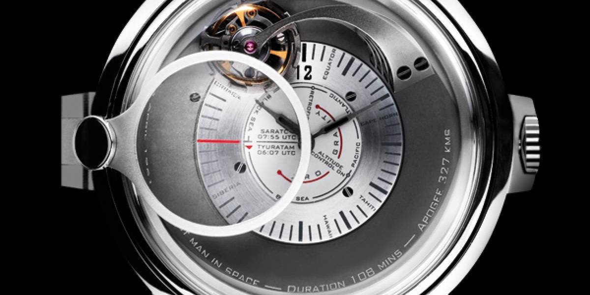 Los 50 años del hombre al espacio tienen un reloj conmemorativo a su altura