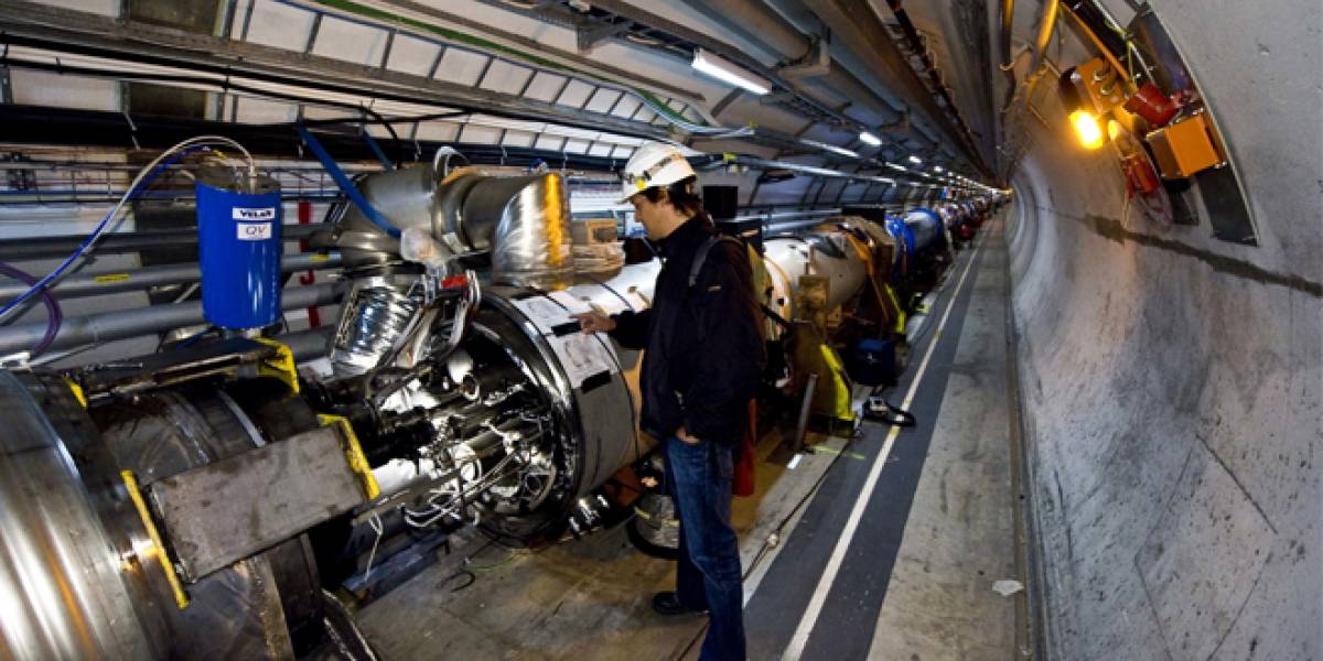 ¿Qué pasa si colocamos la mano en el haz generado por el LHC?