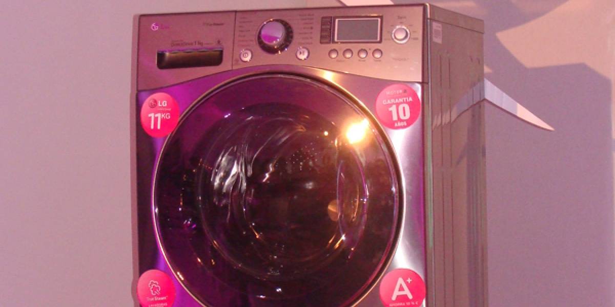LG nos presentó su lavadora que 'habla'