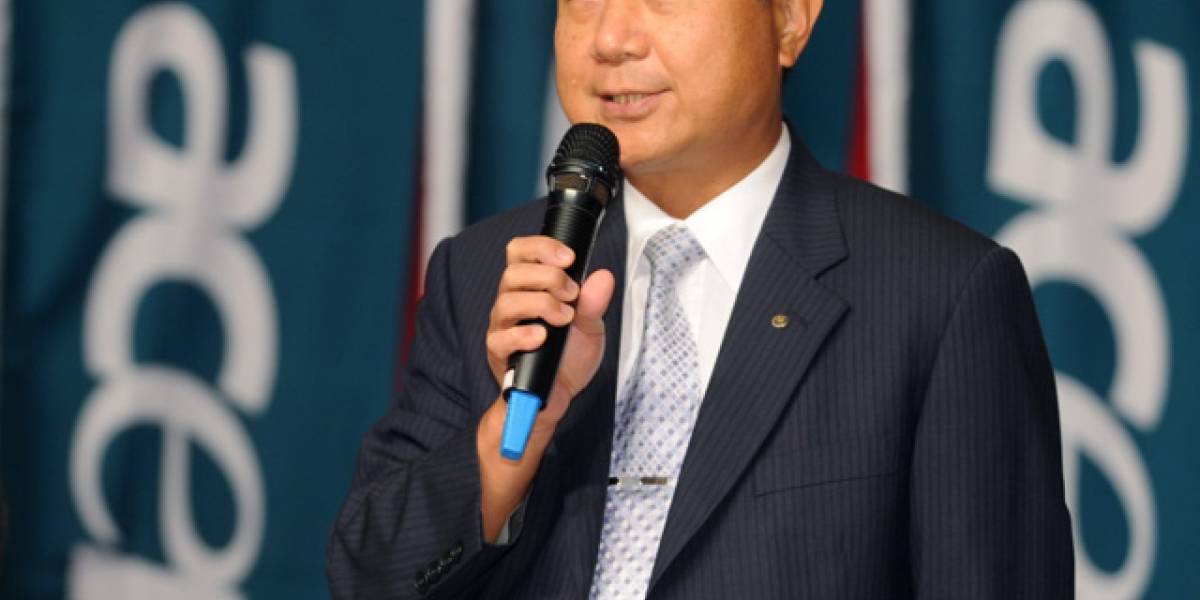 CEO de Acer dice estar listo para pelear la "guerra de patentes" contra Apple