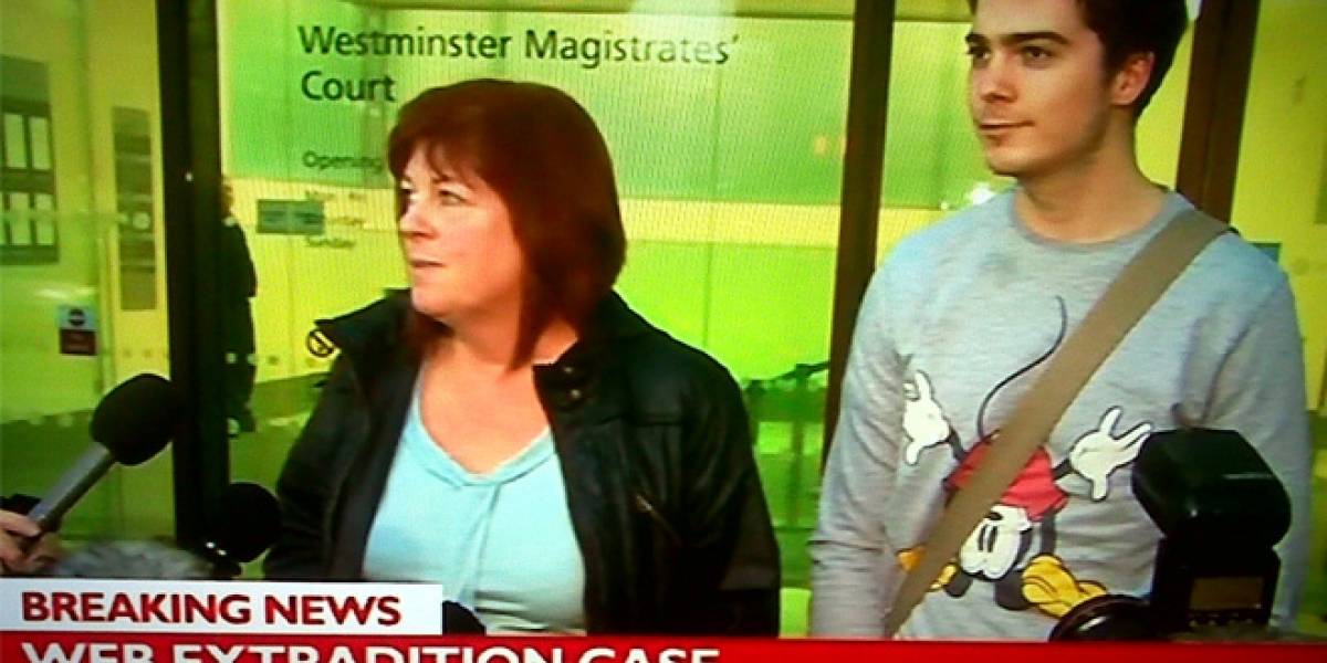 Fundador de Wikipedia protesta para evitar la extradición de estudiante inglés a EE.UU. por piratear