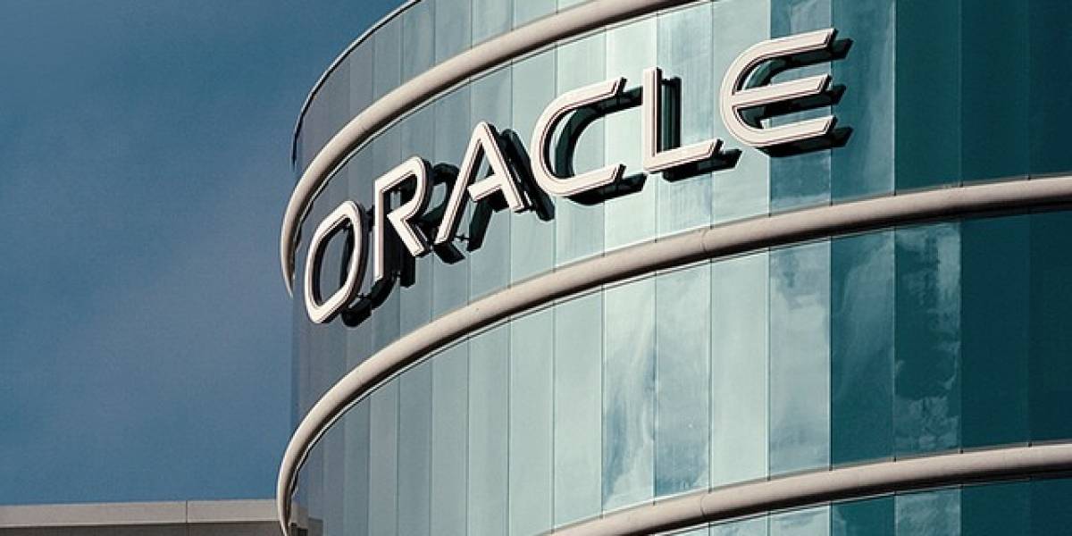 CEO de Oracle consideró opciones para comprar Palm y RIM