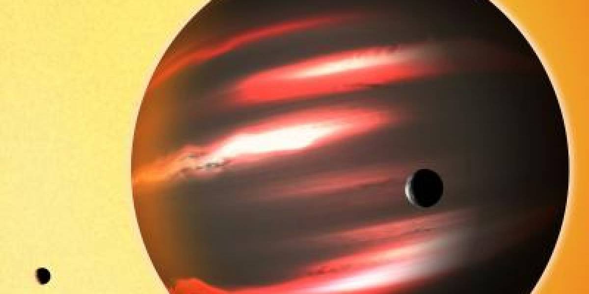 Astrónomos descubren un raro planeta negro