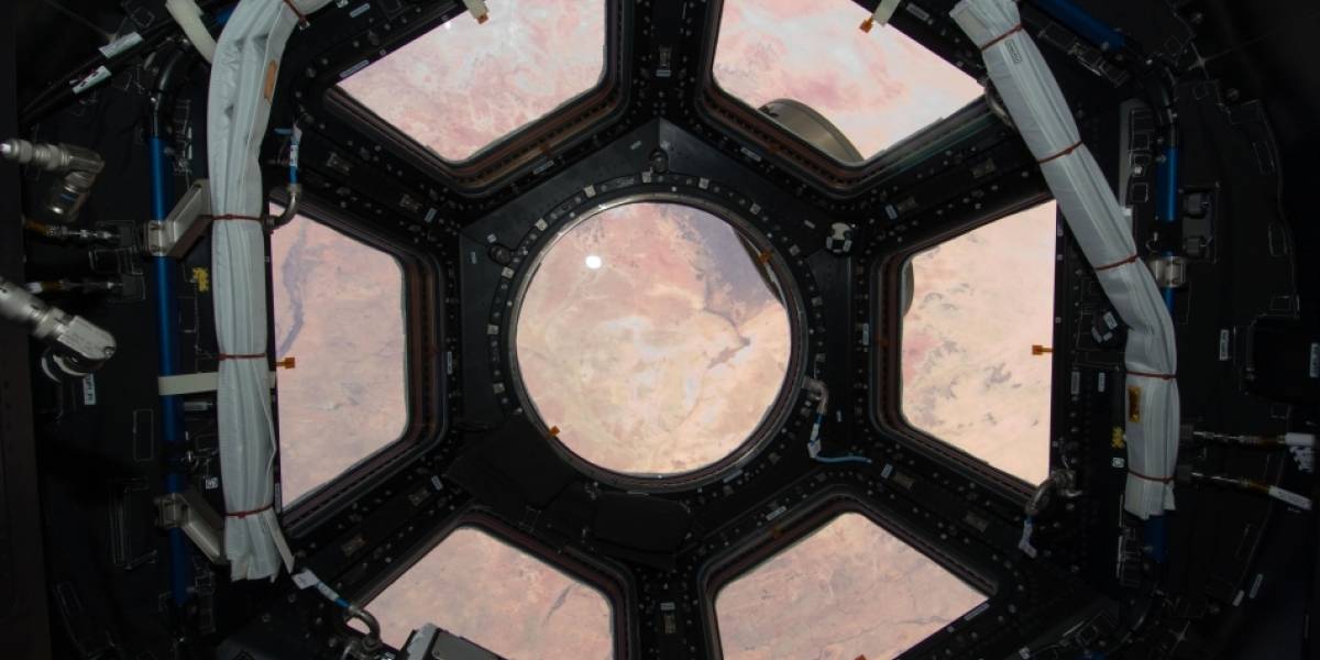 La ISS ya tiene instalada su nueva cúpula de observación