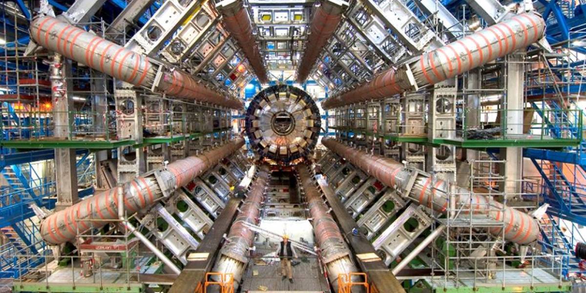 LHC sufre nueva falla, detiene su funcionamiento por algunas horas
