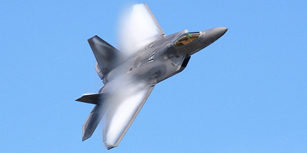 La Armada de los EEUU quiere jets movilizados con agua de mar