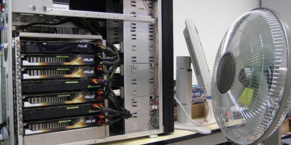 FASTRA II: Supercomputadora de escritorio con 7 tarjetas gráficas