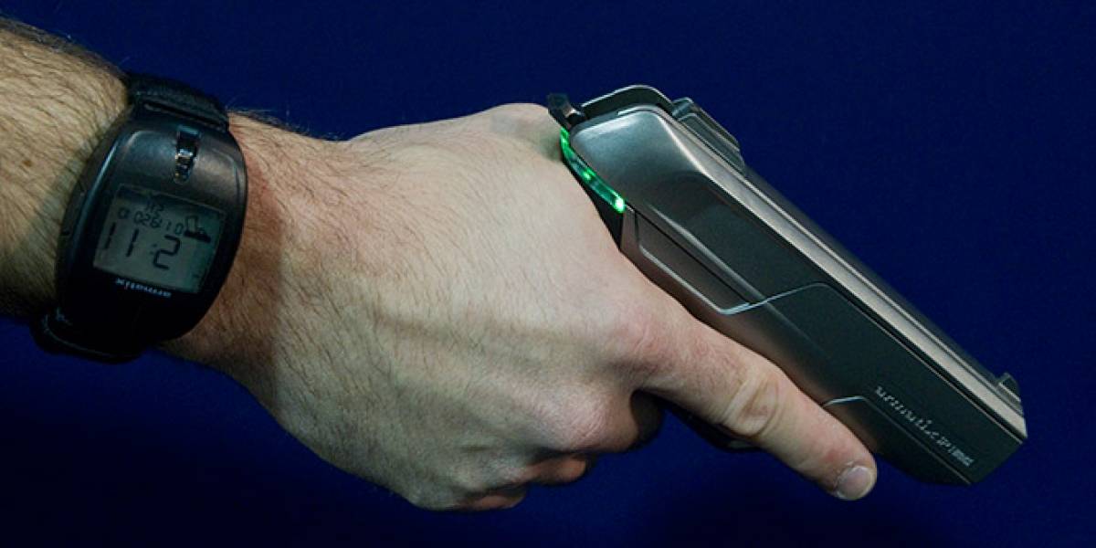 Arma inteligente que solo se dispara cuando portas el reloj adecuado