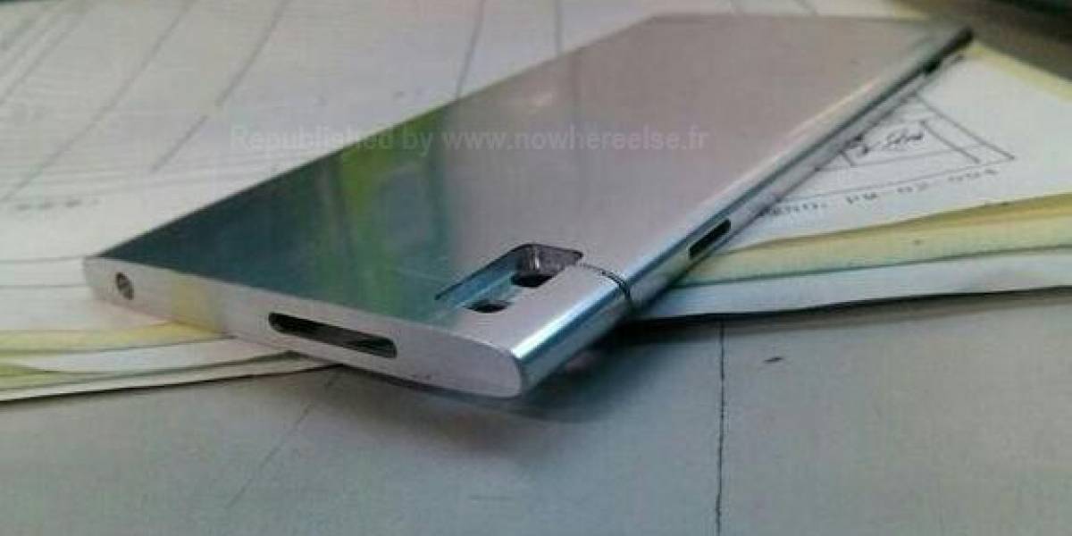 Un nuevo gama alta de Huawei posa ante la cámara espía
