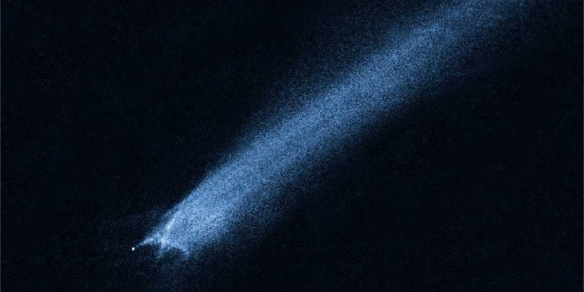 Hubble detecta objeto misterioso con forma de X viajando a 17.700 km/h