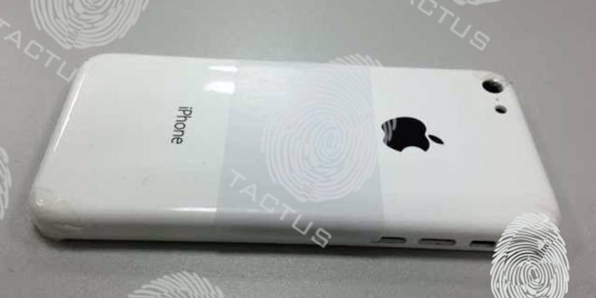 Filtran supuesta cubierta plástica del iPhone de bajo costo