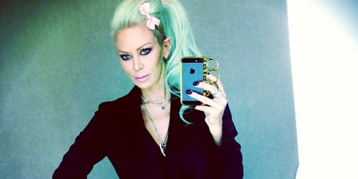 Asistente de Jenna Jameson la acusó de atacarla con su iPhone-manopla