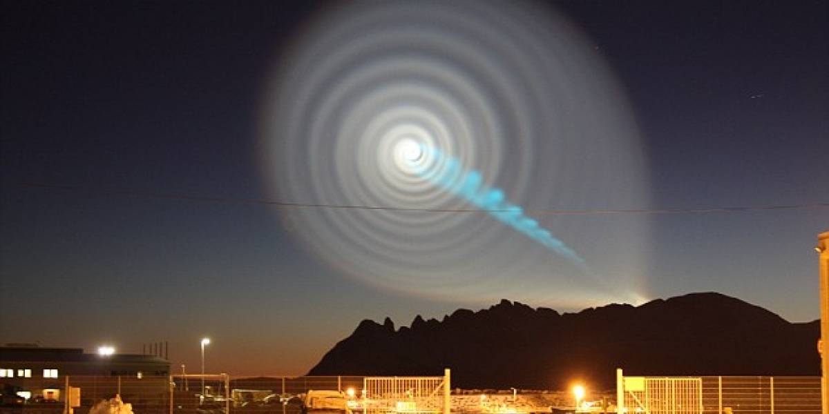 Un ICBM ruso pudo causar las extrañas luces en el cielo de Noruega (Video)