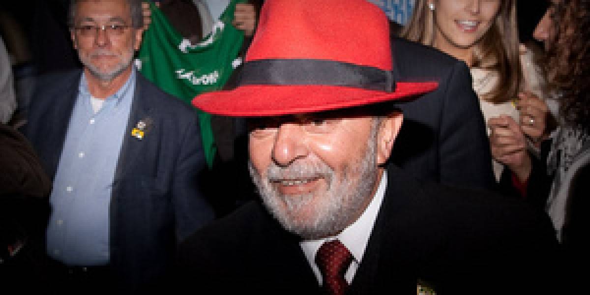 Presidente Lula da Silva y su discurso en FISL 10