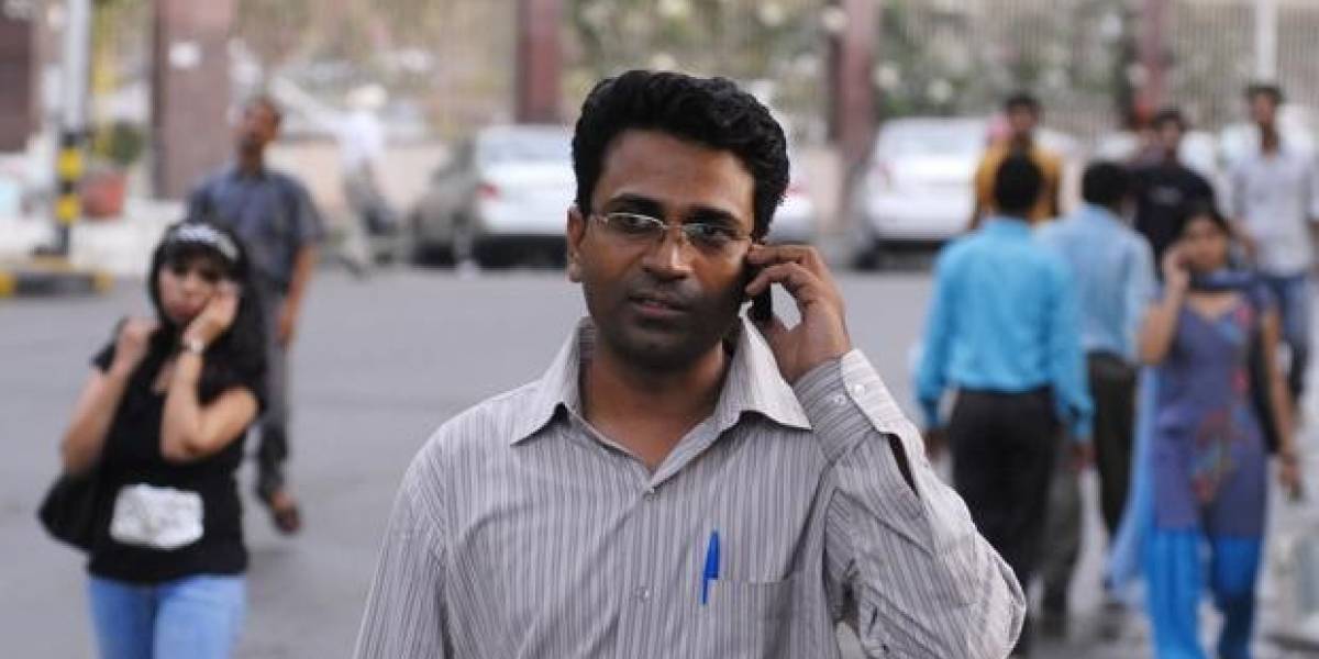 India comienza a monitorear llamados, SMS y toda comunicación vía internet