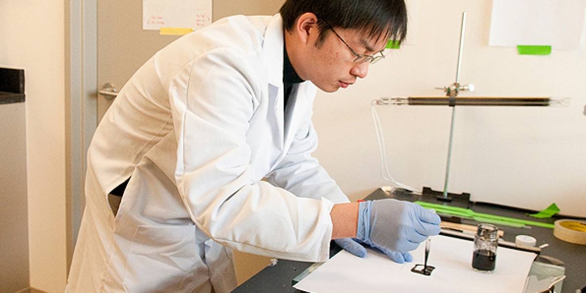Baterías de papel hechas con nanomateriales