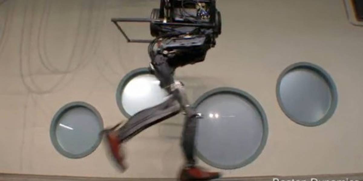 Petman: Un robot andante creado para la guerra química