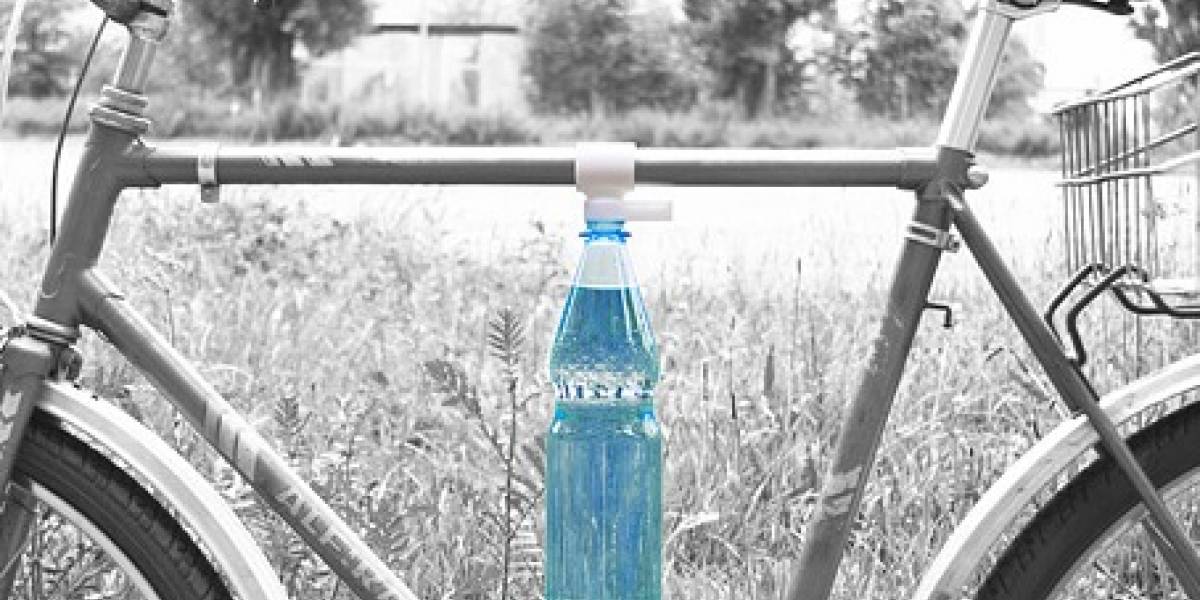 Bottleclip: Clip para botellas en tu bicicleta