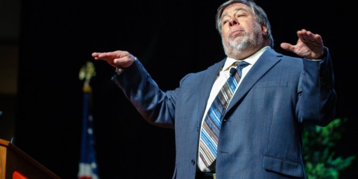 Steve Wozniak dice que Apple lanzó su phablet con tres años de retraso