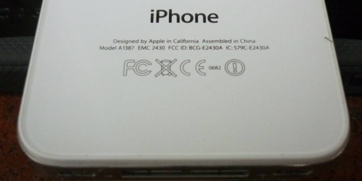 Obama promulga ley para reducir los logos obligatorios de los celulares
