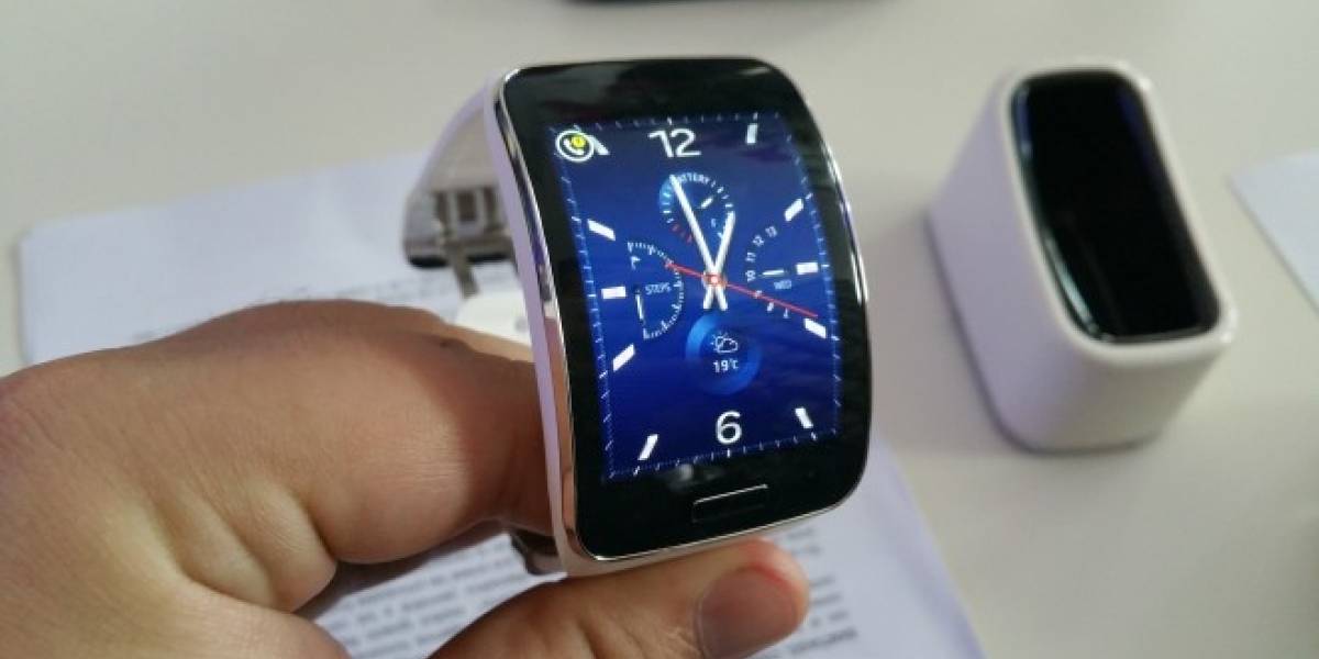 Samsung lanza en Chile a su nuevo Gear S con conectividad 3G