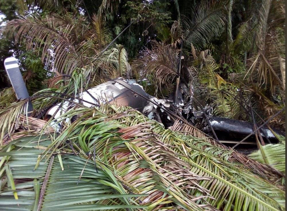 Una de las avionetas fue quemada.