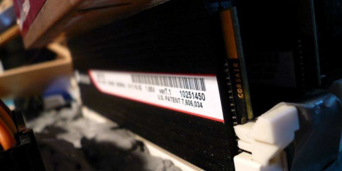 Nuevo récord mundial: Corsair GTX 6 con nitrógeno líquido @3078 MHz CL8