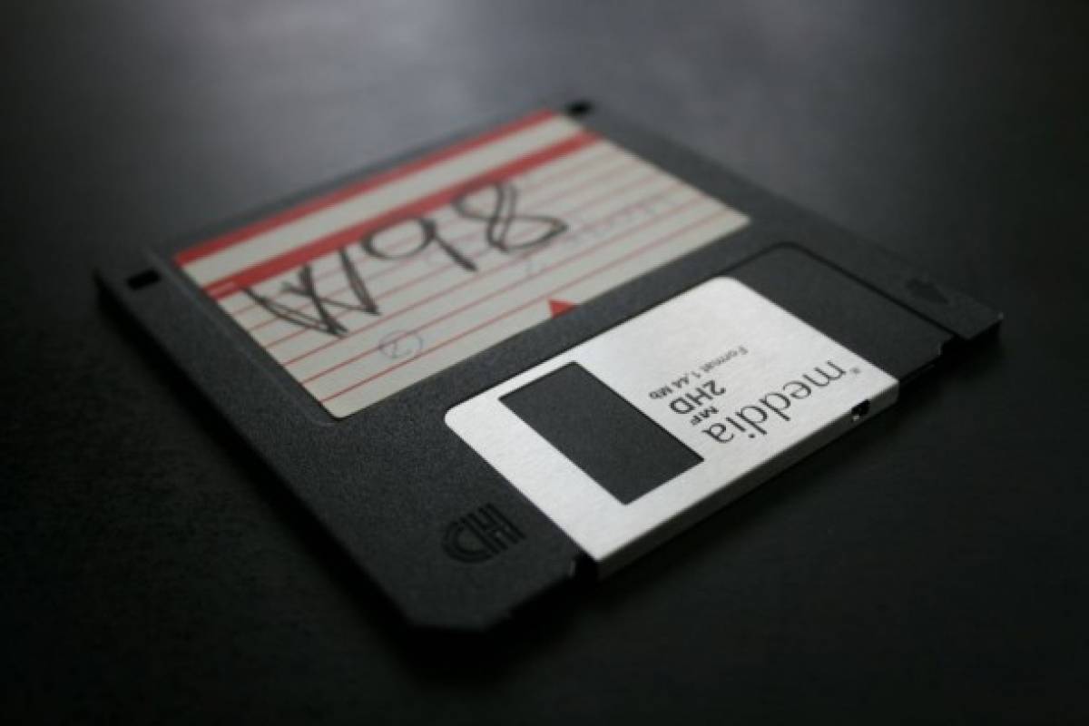 (186) Unidades de almacenamiento extraíble: Desde el disquete al pendrive