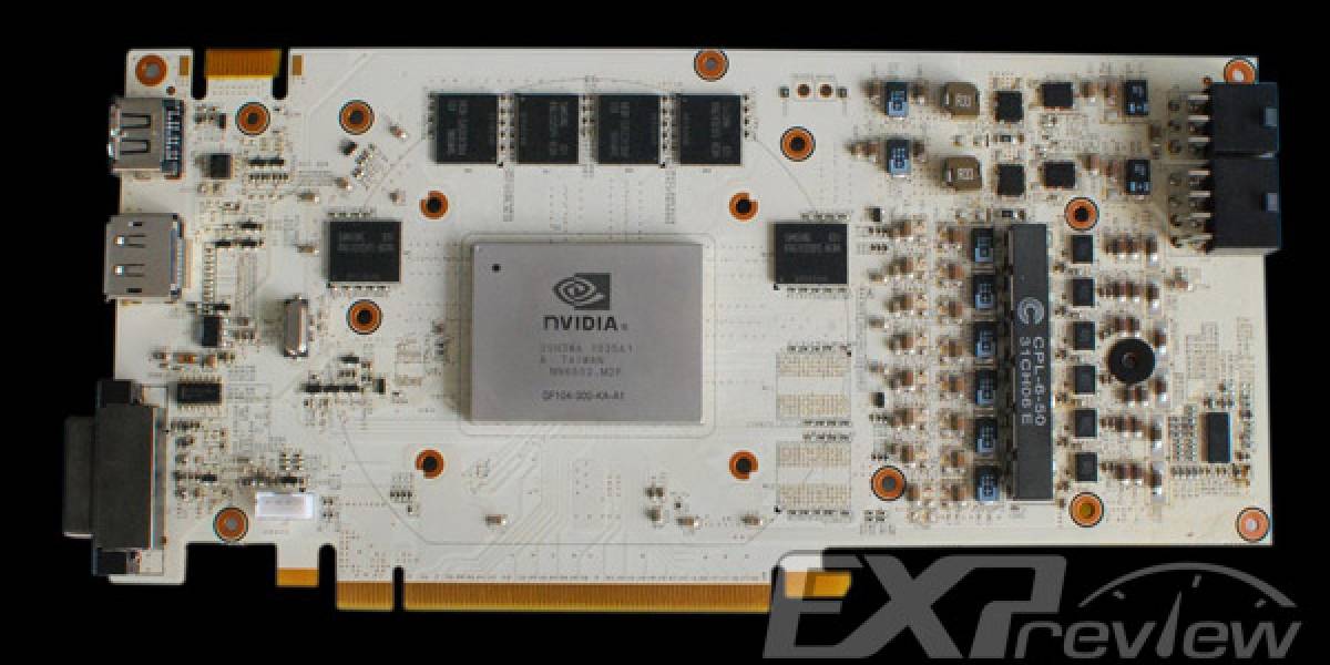 Galaxy Geforce GTX 460 con PCB blanco