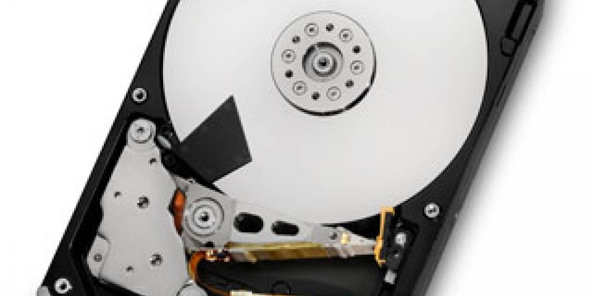Hitachi lanza sus nuevos discos duros Desktar 7K3000: 3TB a 7200 RPM
