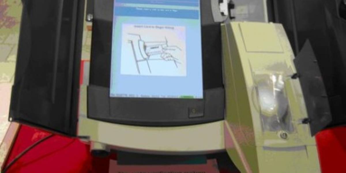 Reconocen un error crítico en máquinas de voto electrónico