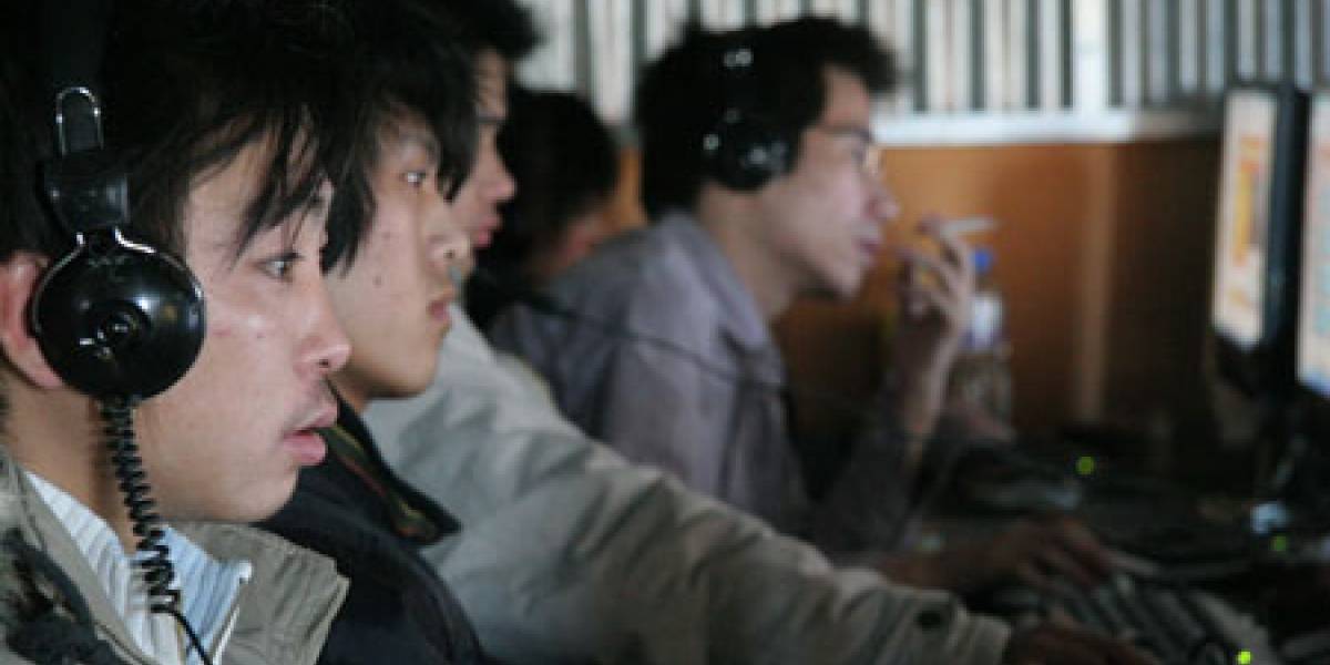 China define la adicción a Internet: FW se declara enfermo