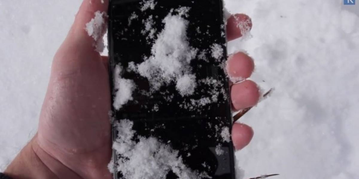 iPhone 6 Plus sobrevive luego de ser enterrado en la nieve por casi un día