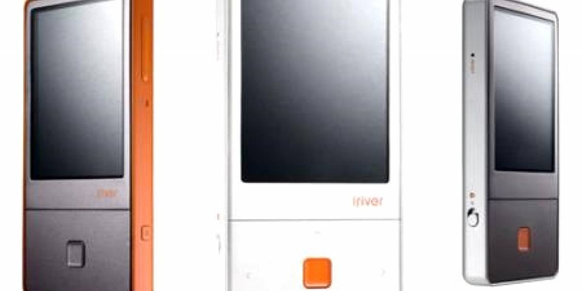 iRiver E100 Season 2: Aunque la mona se vista de seda...