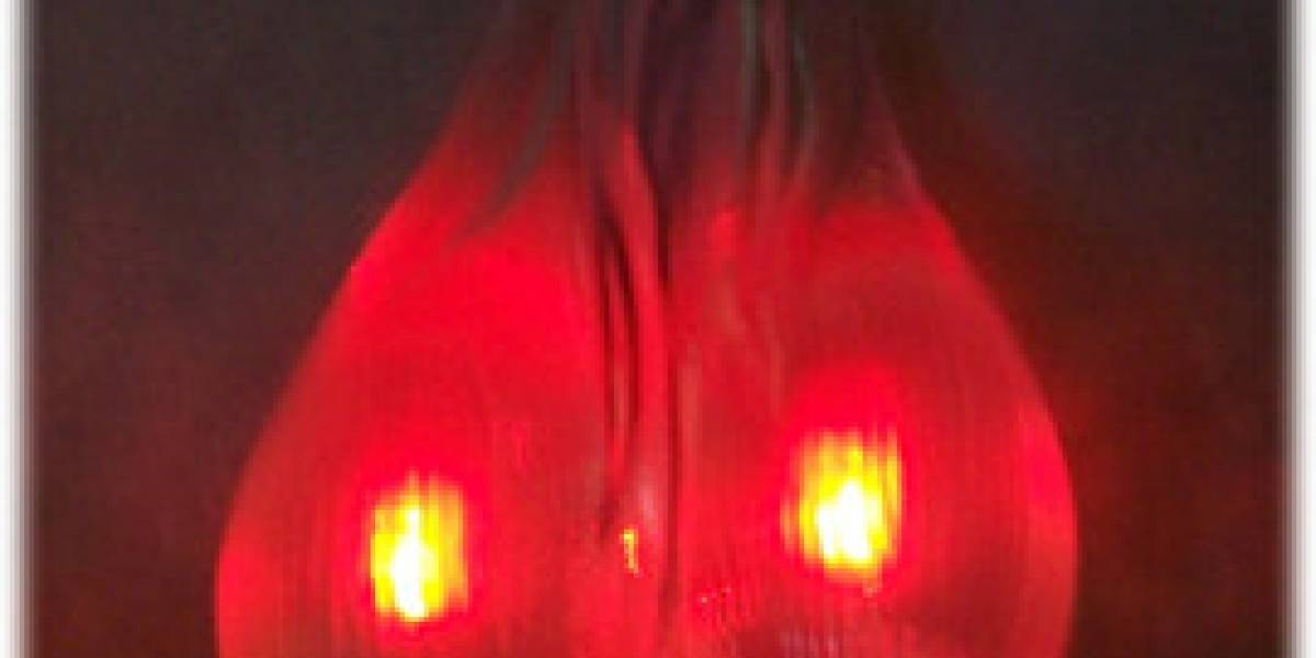 Impresentable: Testículos luminosos para tu auto