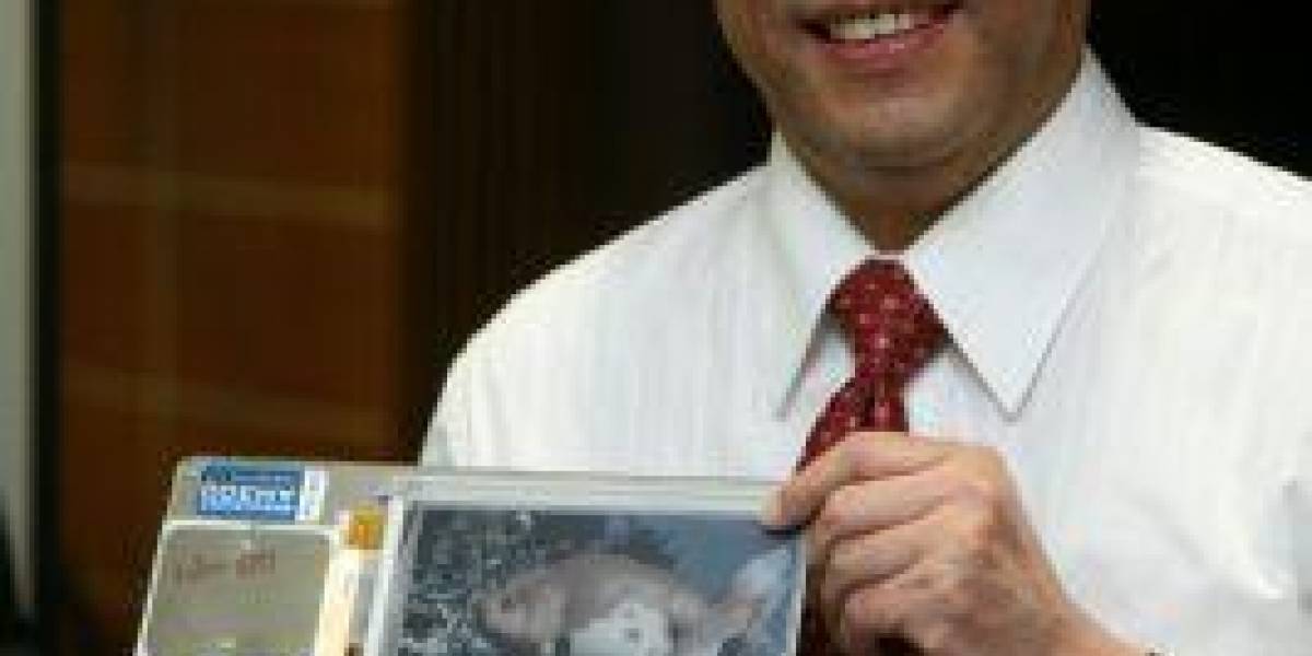 Se vienen pantallas de tinta digital a color y táctiles capacitivas