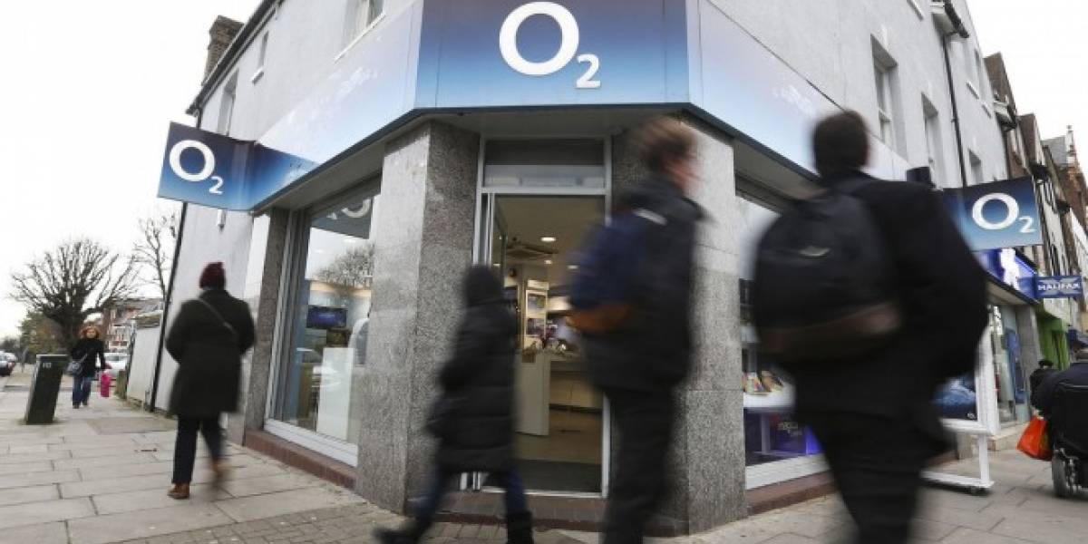 Telefónica le vende su filial O2 en Reino Unido a Three