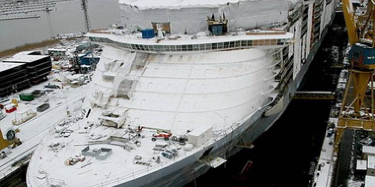 Oasis of the Seas: El crucero más grande del mundo toca agua por primera vez
