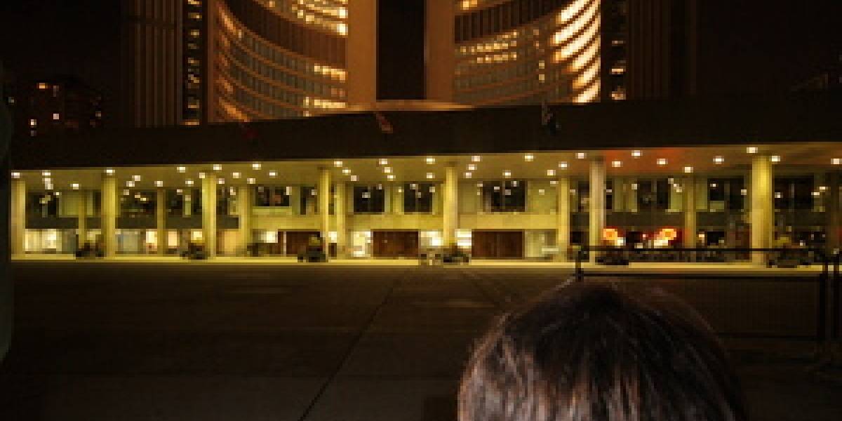 Blinkenlights Symphony le da vida al City Hall de Toronto