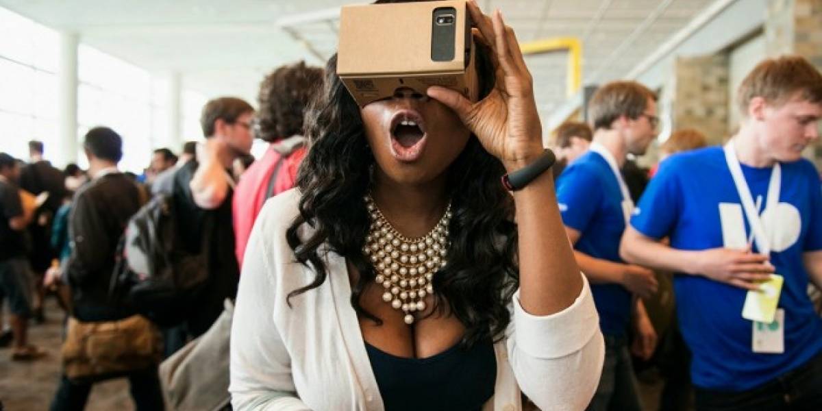 Ya están vendiendo clones de los lentes de realidad virtual caseros de Google